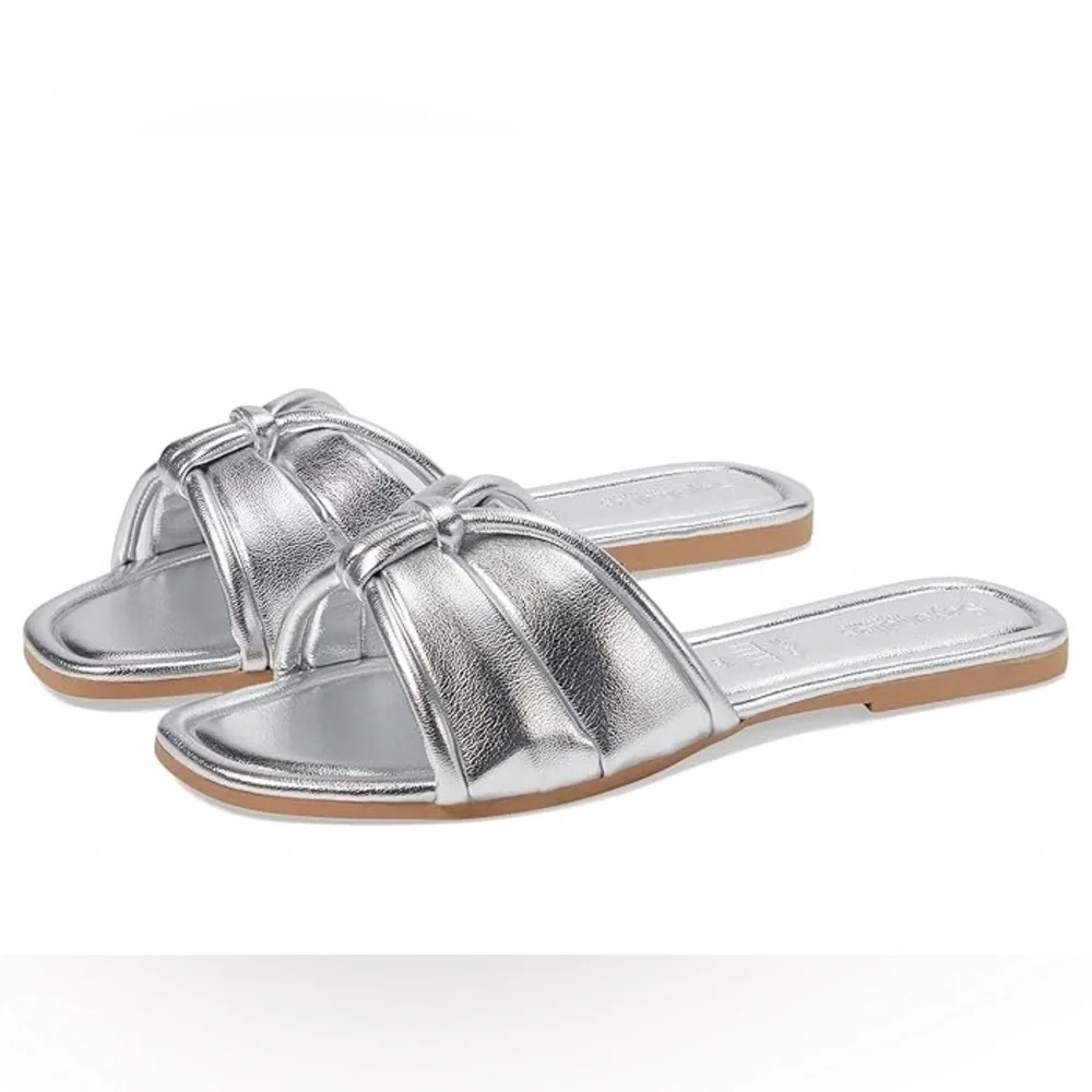 Seychelles silver metallic sandal 7.5